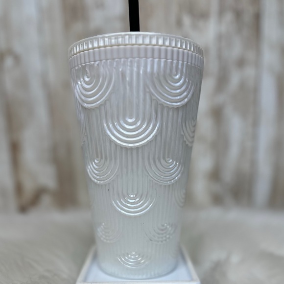 Starbucks 16 oz. Siren Shell Plastic Cold Cup NWT  [1940] - Picture 2 of 7